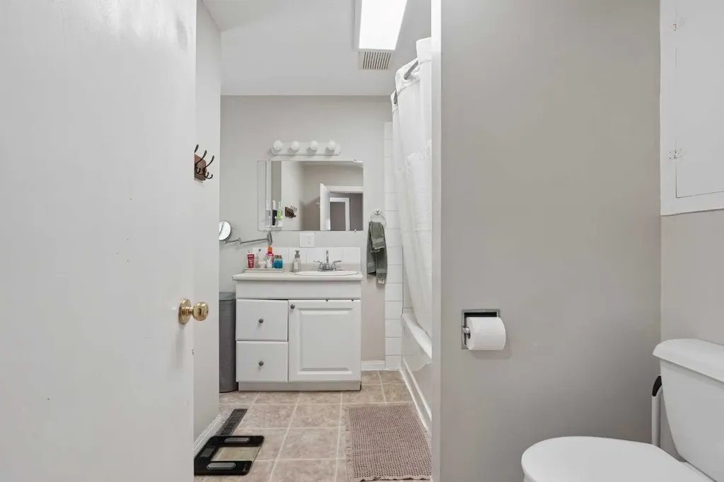 154 West 2 Avenue Magrath AB T0K 1J0