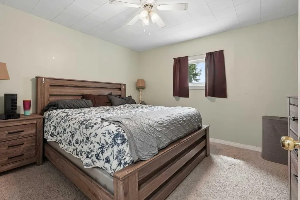 154 West 2 Avenue Magrath AB T0K 1J0