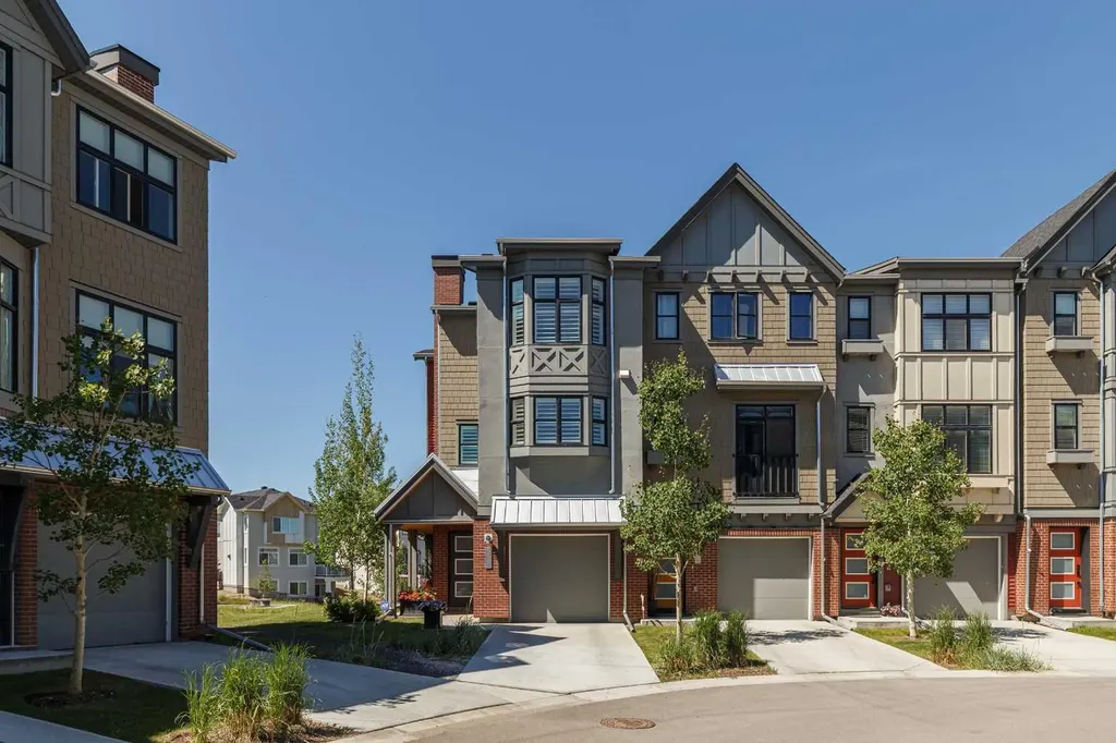 64 Spring Willow Close SW Calgary AB T3E 6E8