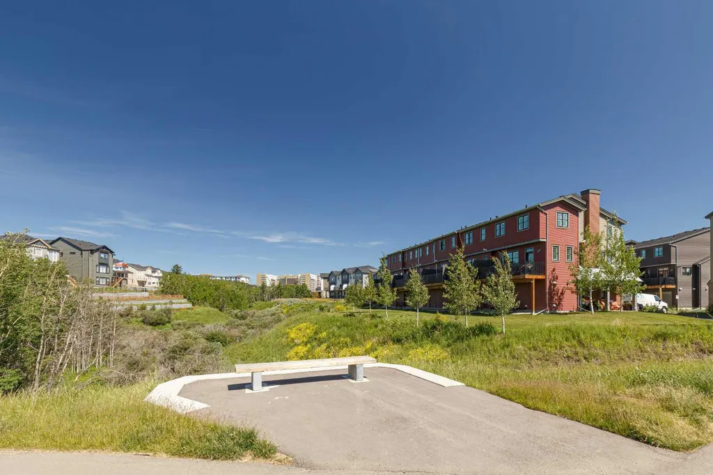 64 Spring Willow Close SW Calgary AB T3E 6E8