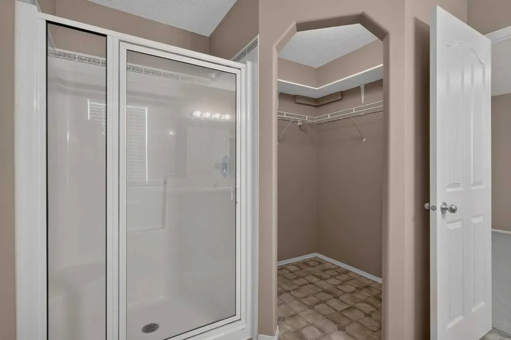 59 Silver Springs Way NW Airdrie AB T4B2R6