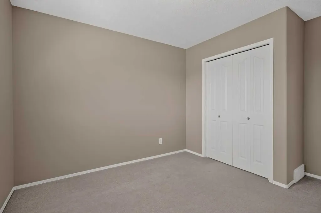 59 Silver Springs Way NW Airdrie AB T4B2R6