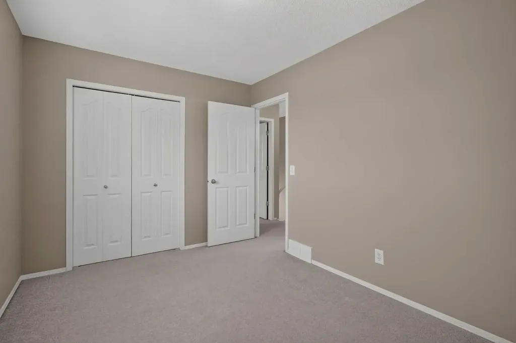 59 Silver Springs Way NW Airdrie AB T4B2R6