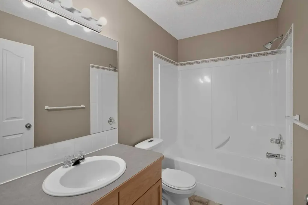 59 Silver Springs Way NW Airdrie AB T4B2R6