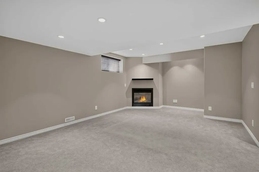 59 Silver Springs Way NW Airdrie AB T4B2R6