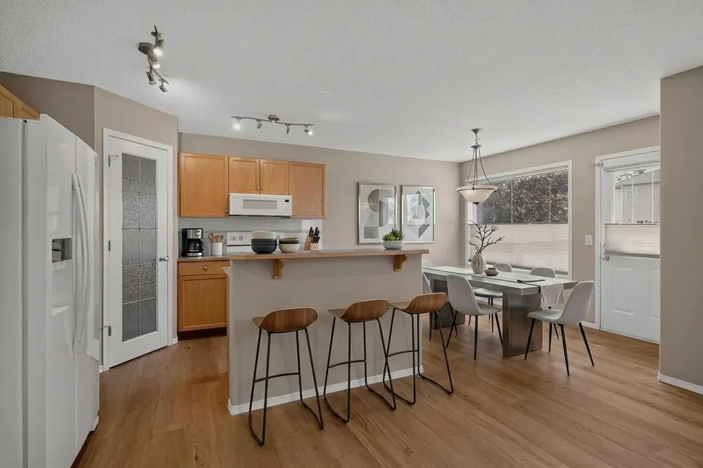 59 Silver Springs Way NW Airdrie AB T4B2R6