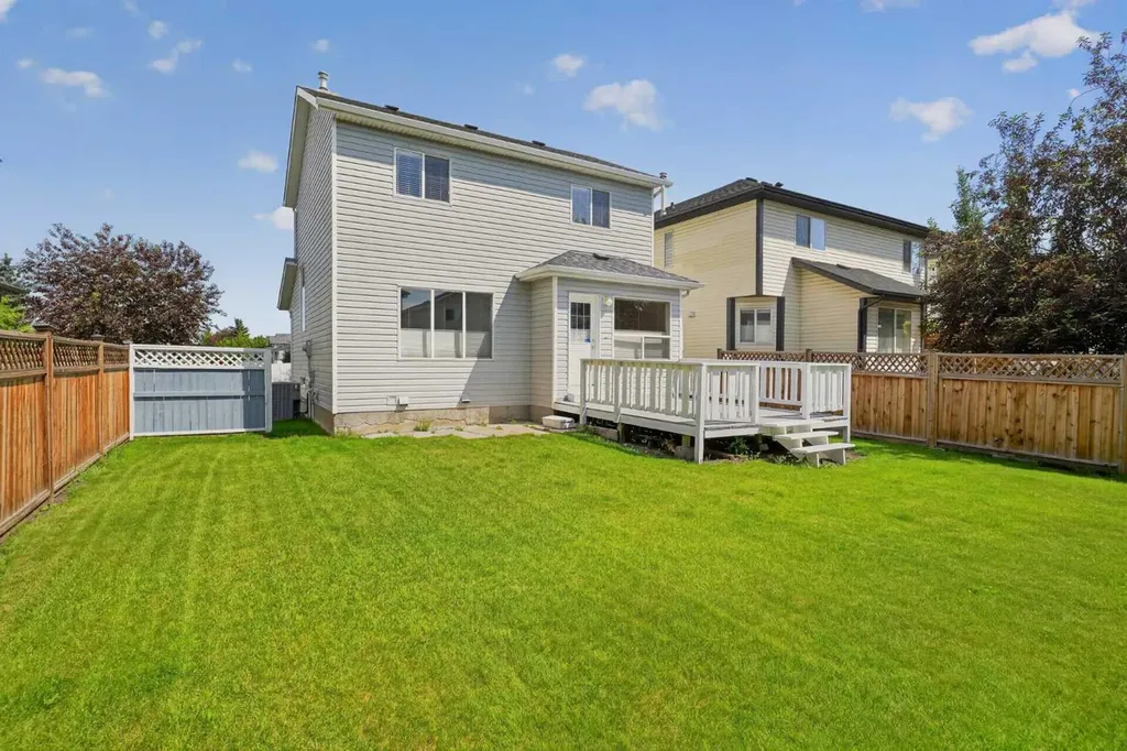 59 Silver Springs Way NW Airdrie AB T4B2R6