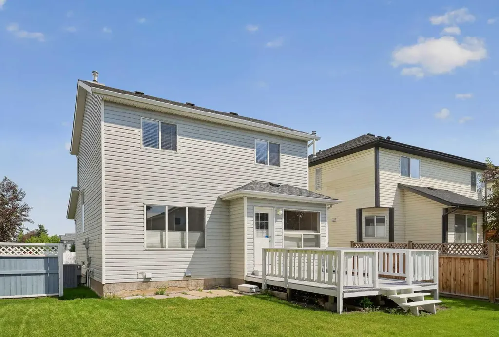 59 Silver Springs Way NW Airdrie AB T4B2R6