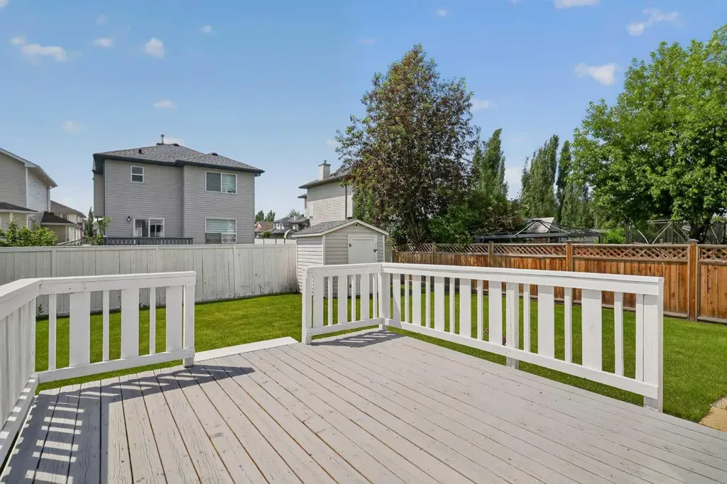 59 Silver Springs Way NW Airdrie AB T4B2R6