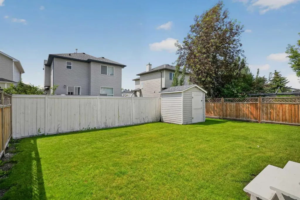 59 Silver Springs Way NW Airdrie AB T4B2R6