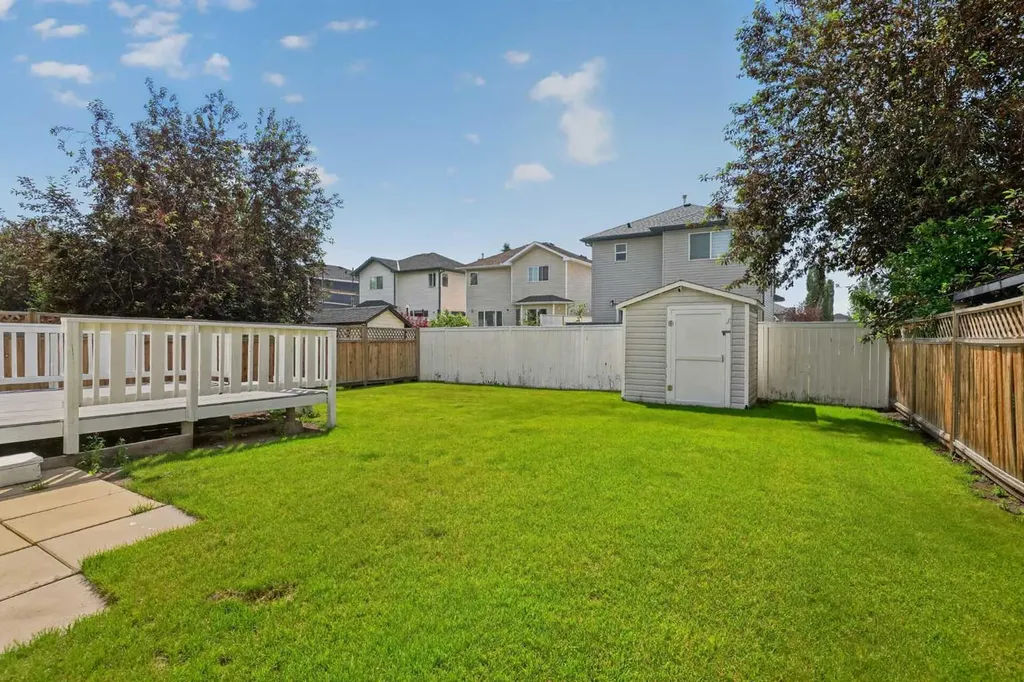59 Silver Springs Way NW Airdrie AB T4B2R6