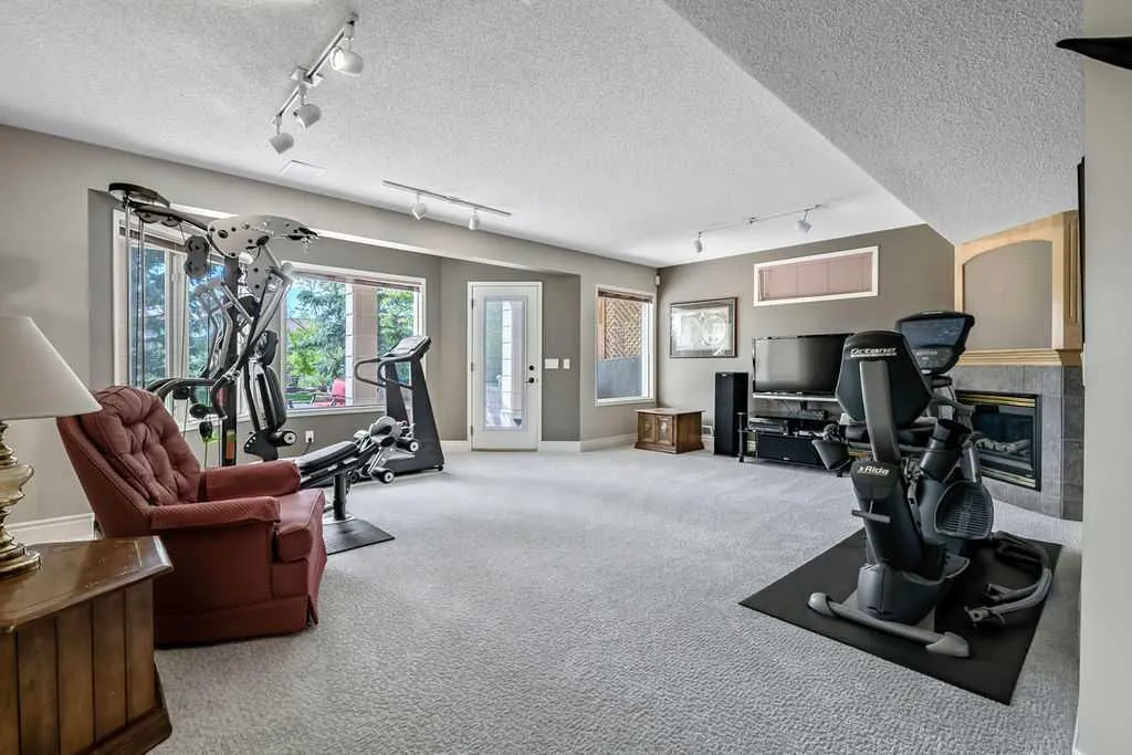 28 Citadel Green NW Calgary AB T3G 4G5