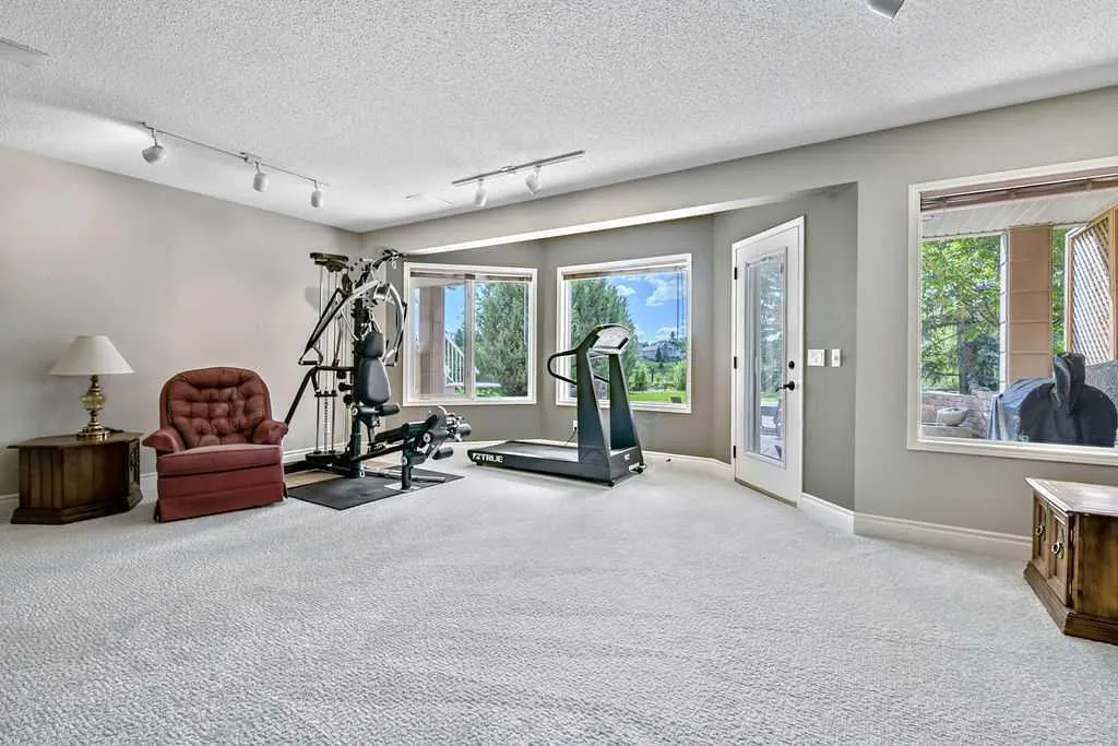 28 Citadel Green NW Calgary AB T3G 4G5