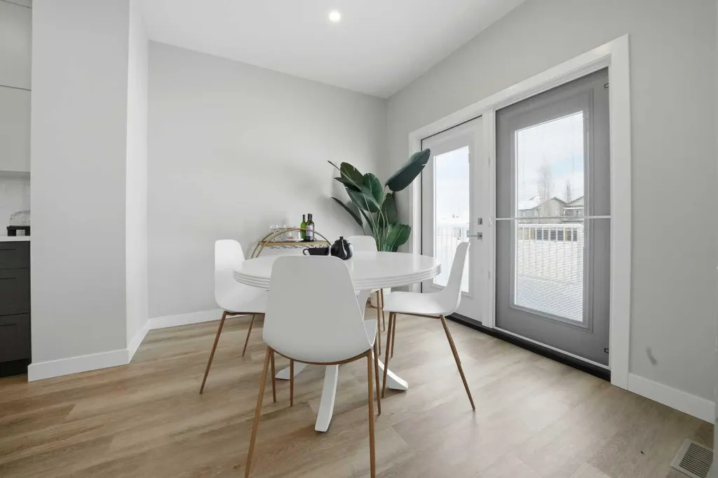 114 Palmer Circle Blackfalds AB T4M 0N8