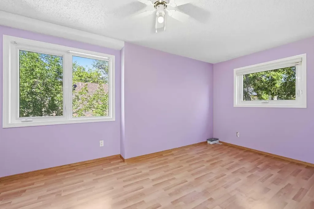 806 Radford Road NE Calgary AB T2E 5G2