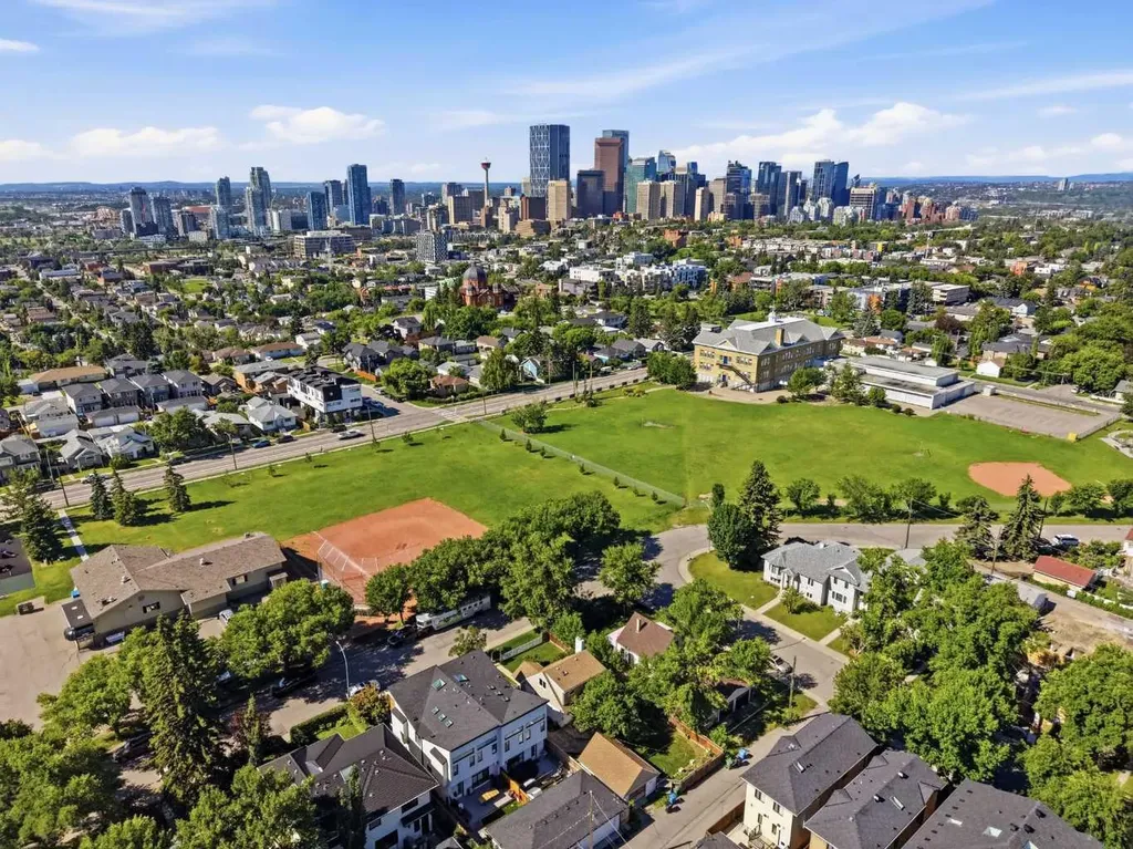 806 Radford Road NE Calgary AB T2E 5G2
