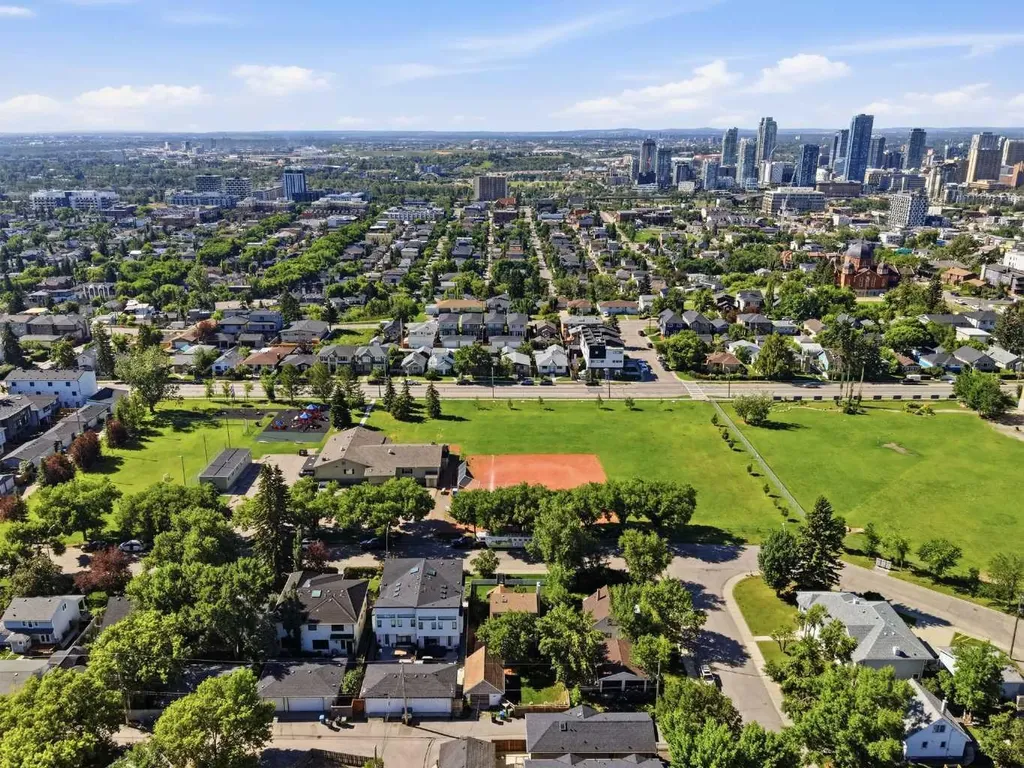 806 Radford Road NE Calgary AB T2E 5G2