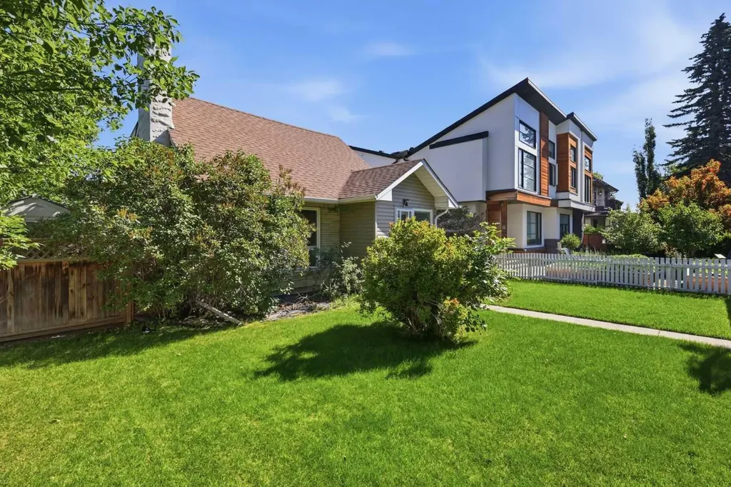 806 Radford Road NE Calgary AB T2E 5G2