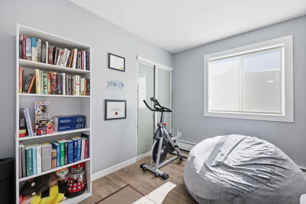 110 24 Avenue SW Calgary AB T2S0J9