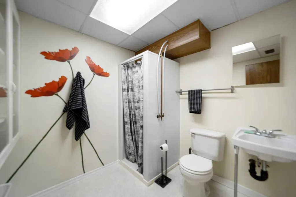 5016 53 Street Killam AB T0B 2L0