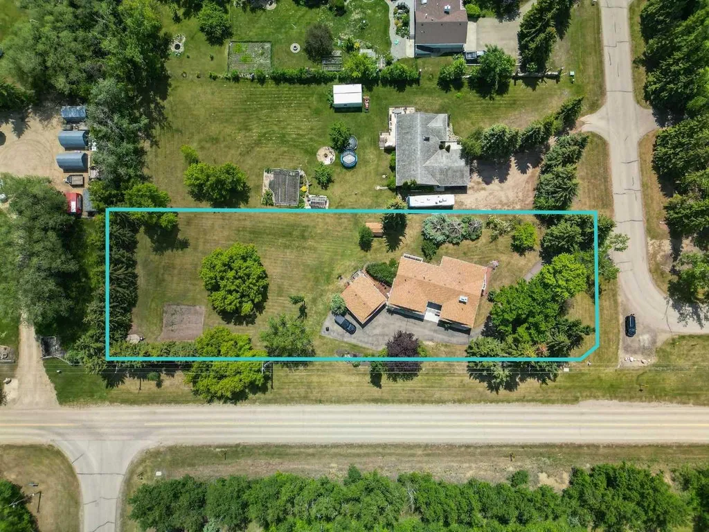 28319 Township Road 384 Rural Red Deer County AB T4S 2A4