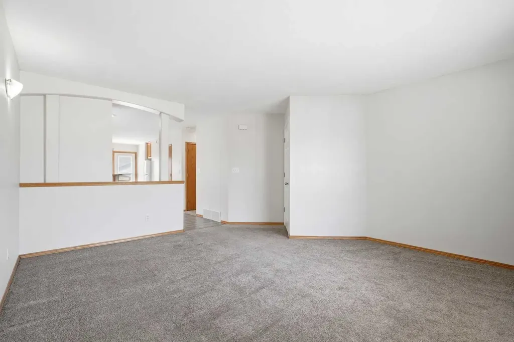 22 Lanterman Close Red Deer AB T4R 3K3