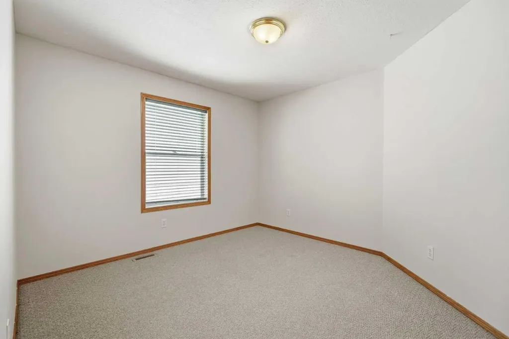 22 Lanterman Close Red Deer AB T4R 3K3