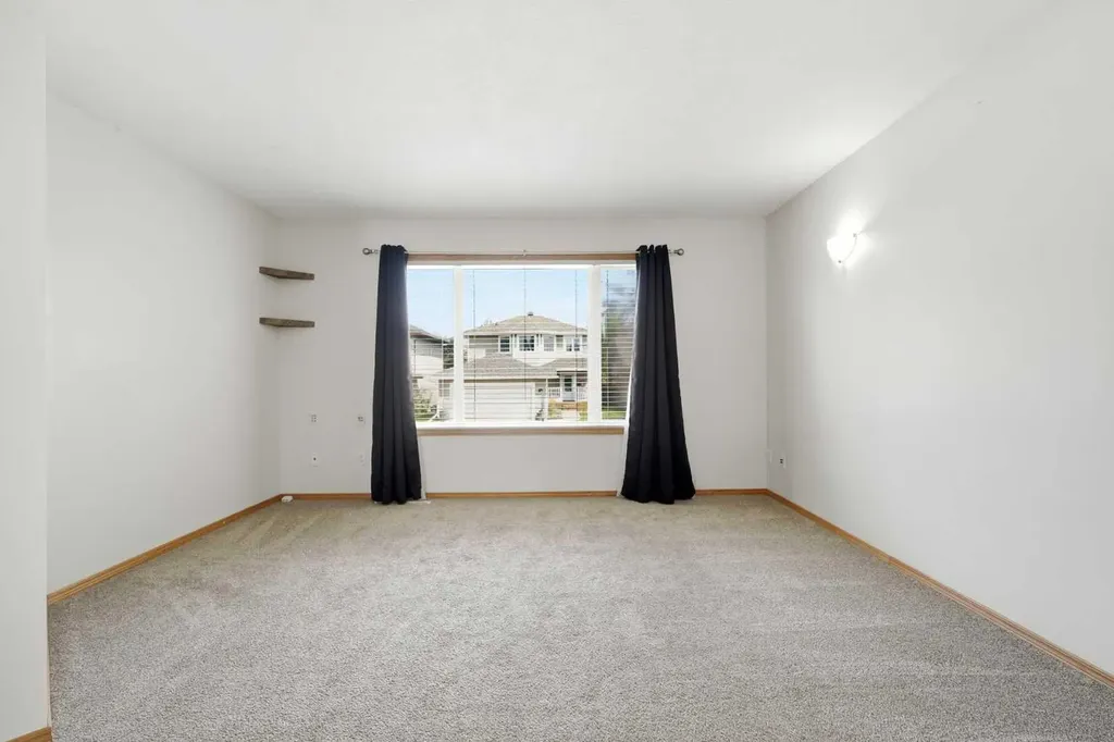 22 Lanterman Close Red Deer AB T4R 3K3