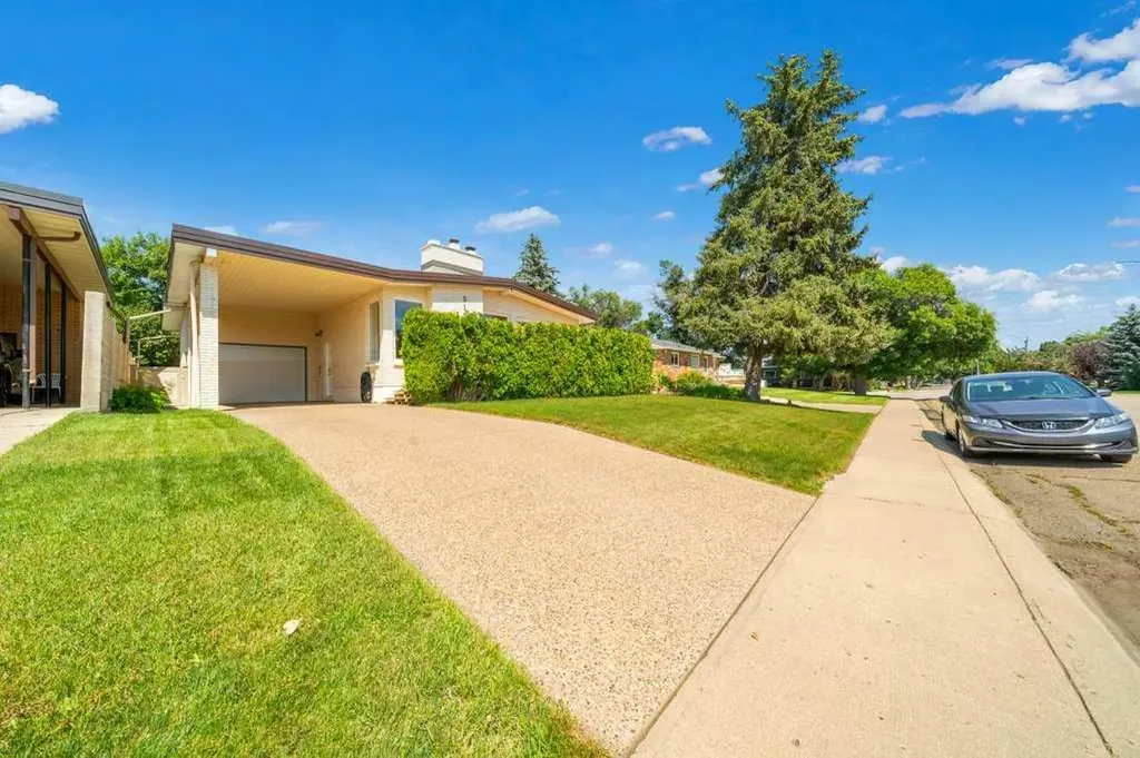 510 1 Street NW Medicine Hat AB T1A 6H8