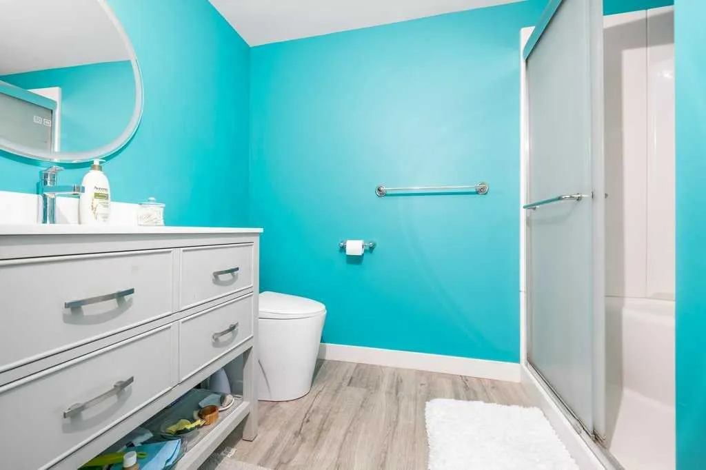 510 1 Street NW Medicine Hat AB T1A 6H8