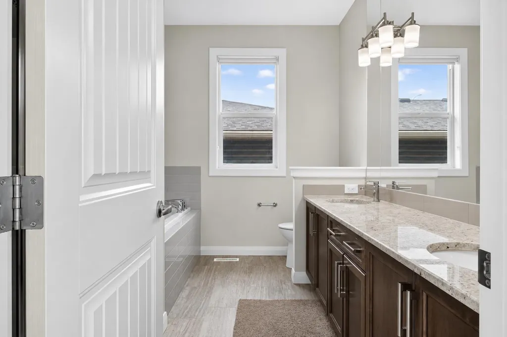 62 Evansfield Green NW Calgary AB T3P 1J9