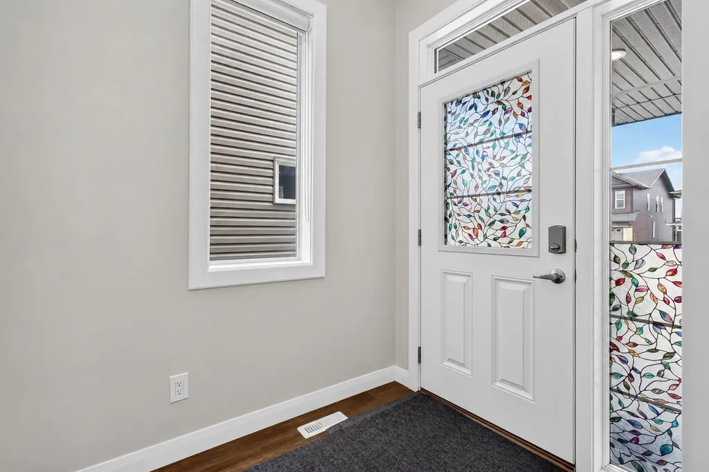 62 Evansfield Green NW Calgary AB T3P 1J9