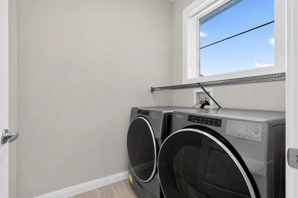 62 Evansfield Green NW Calgary AB T3P 1J9