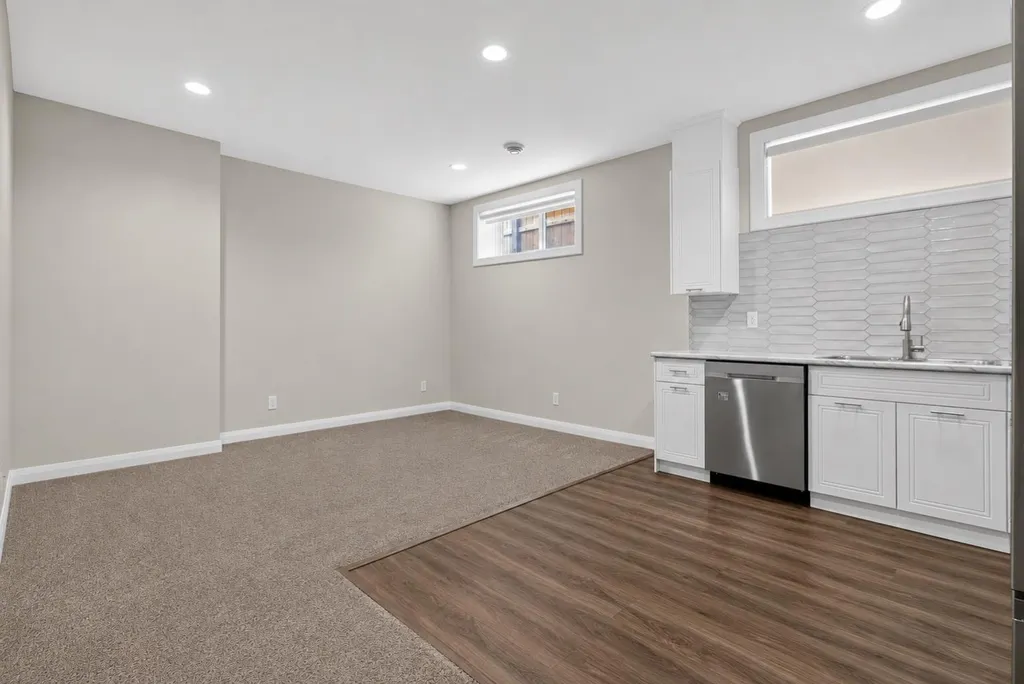 62 Evansfield Green NW Calgary AB T3P 1J9