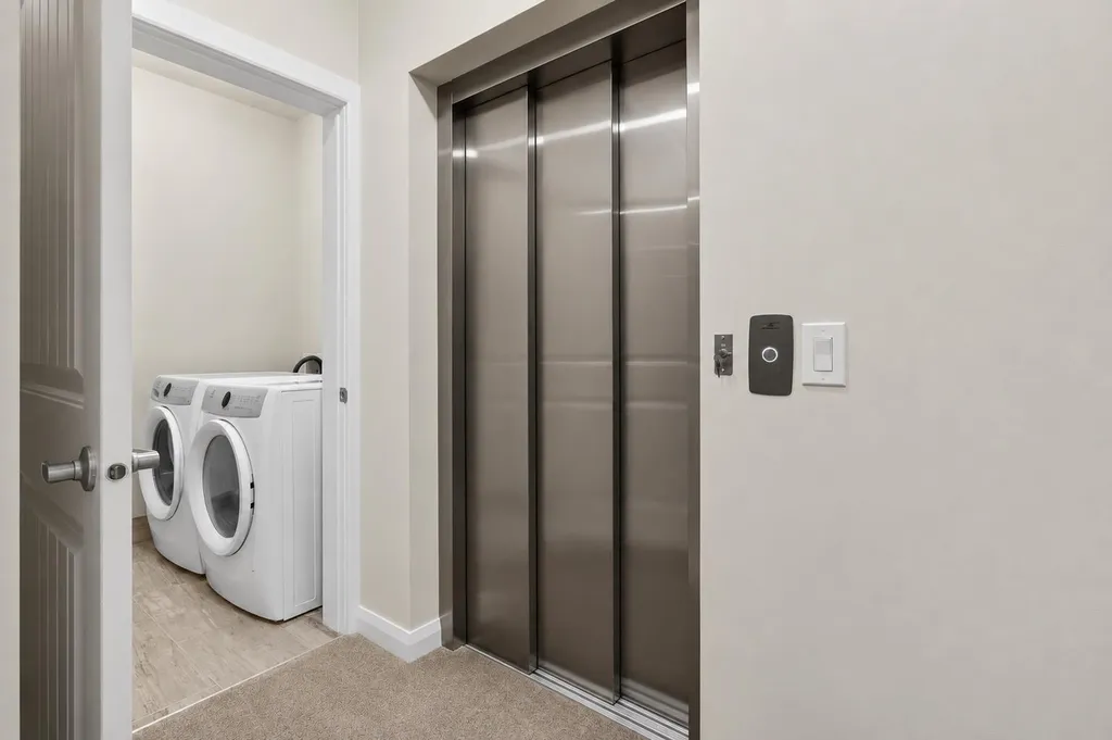 62 Evansfield Green NW Calgary AB T3P 1J9