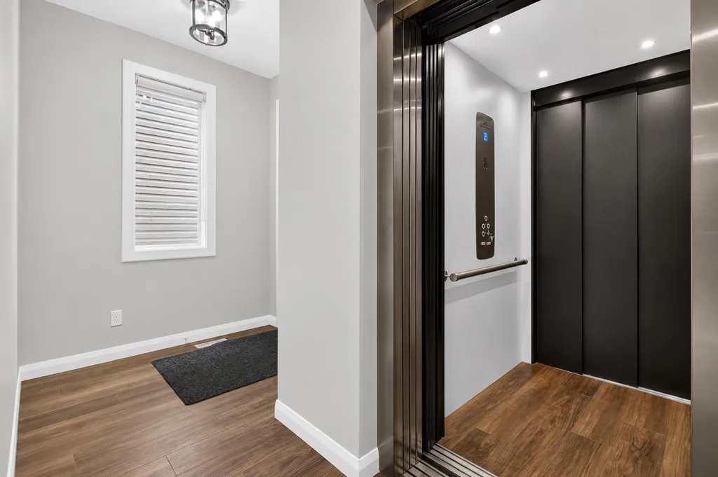 62 Evansfield Green NW Calgary AB T3P 1J9