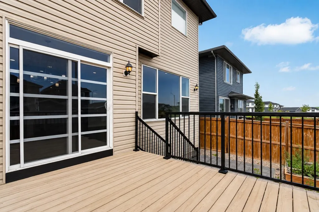 62 Evansfield Green NW Calgary AB T3P 1J9