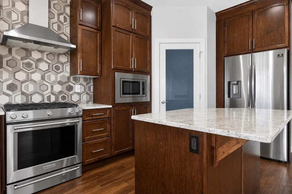 62 Evansfield Green NW Calgary AB T3P 1J9