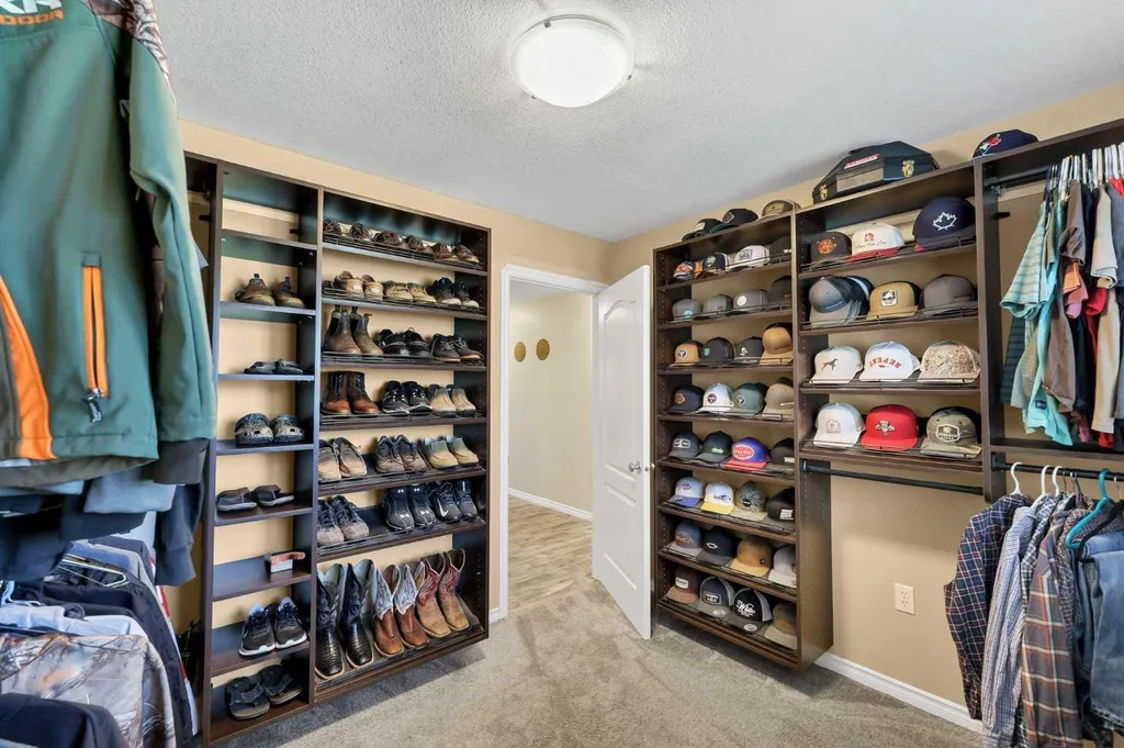 402 Jesmond Place SW Redcliff AB T0J 2P2