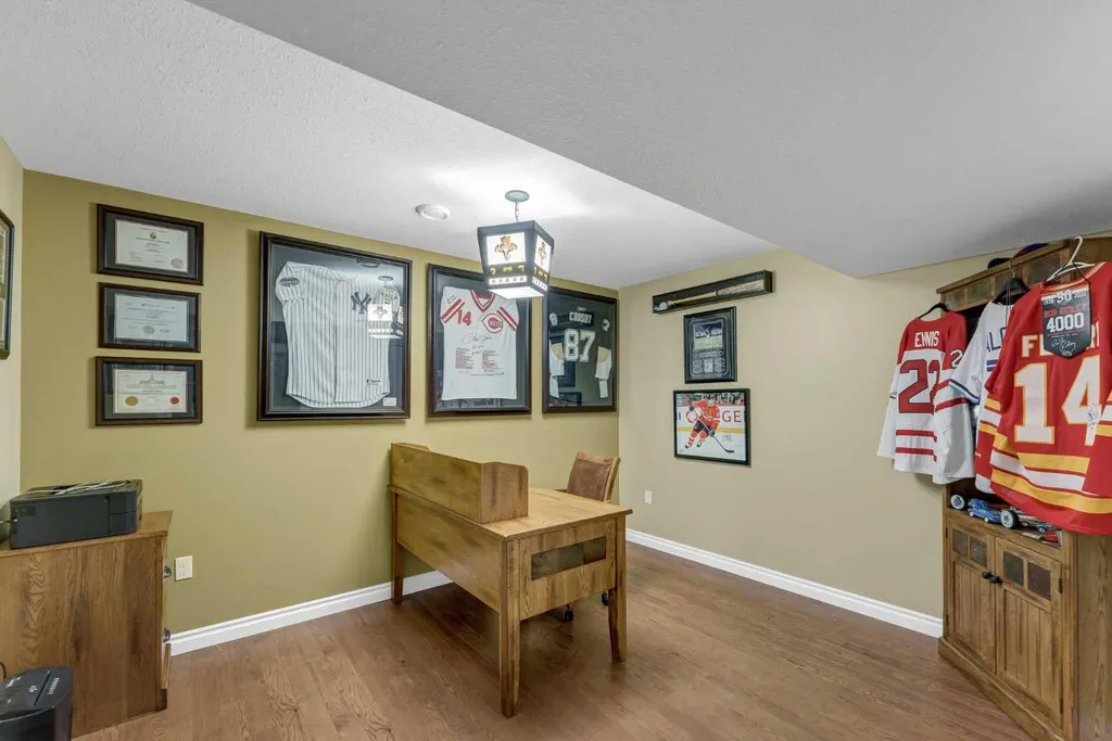402 Jesmond Place SW Redcliff AB T0J 2P2