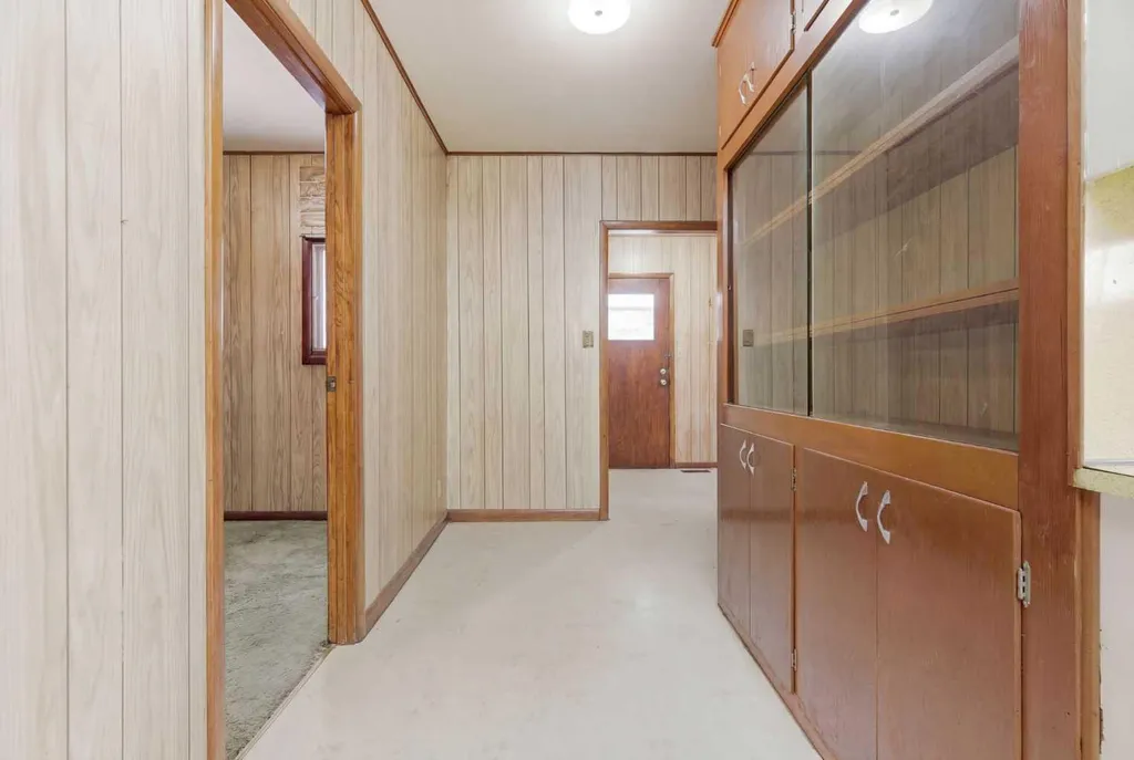 224 1 Street S Vulcan AB T0L2B0