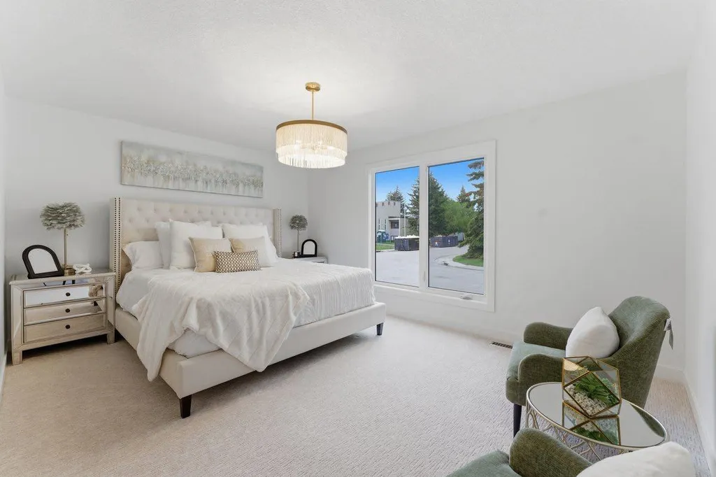 4904 Valiant Drive NW Calgary AB T3A 1X2