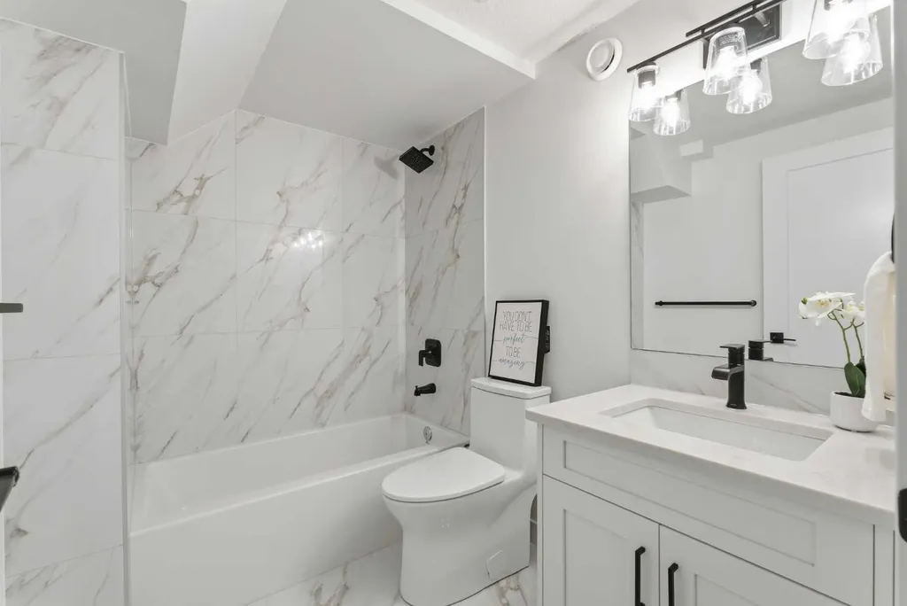4904 Valiant Drive NW Calgary AB T3A 1X2