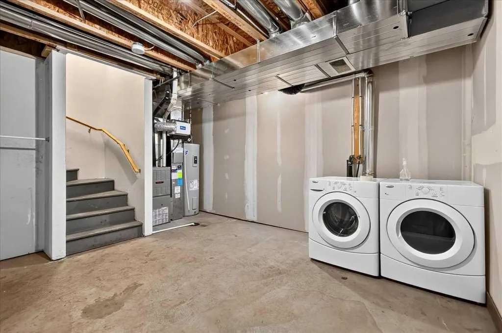 604 Auburn Bay Square SE Calgary AB T3M 0Y9