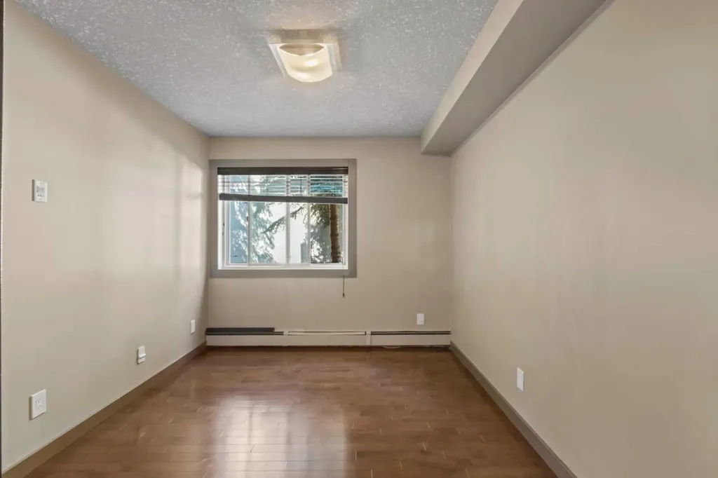 2411 29 Street SW Calgary AB T3E 2K3
