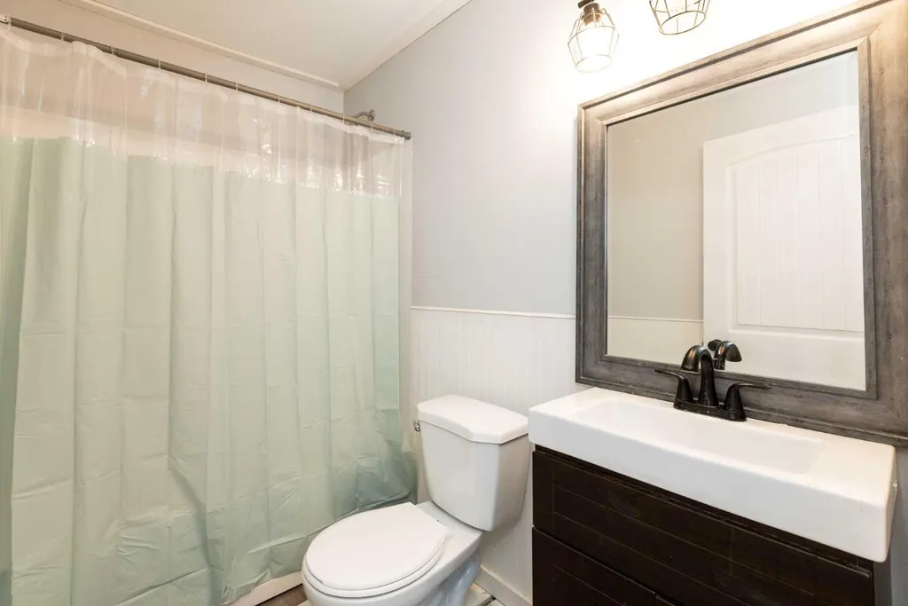 6006B 52 Avenue Stettler AB T4K 1K5