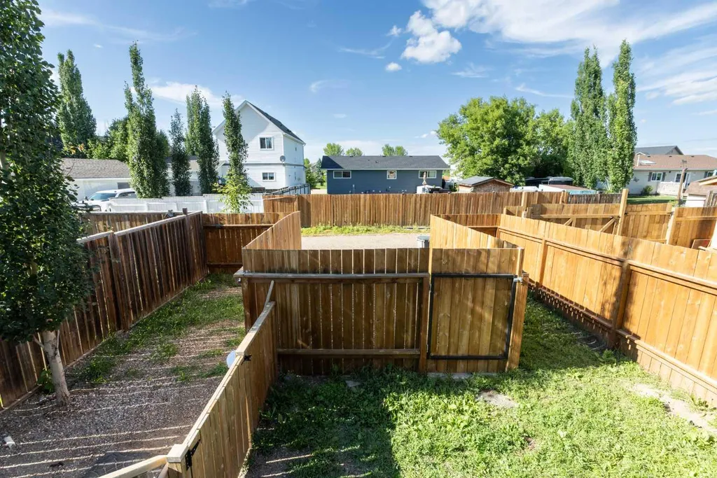 6006B 52 Avenue Stettler AB T4K 1K5