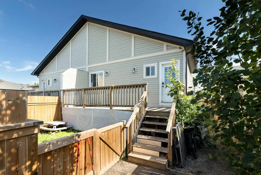 6006B 52 Avenue Stettler AB T4K 1K5