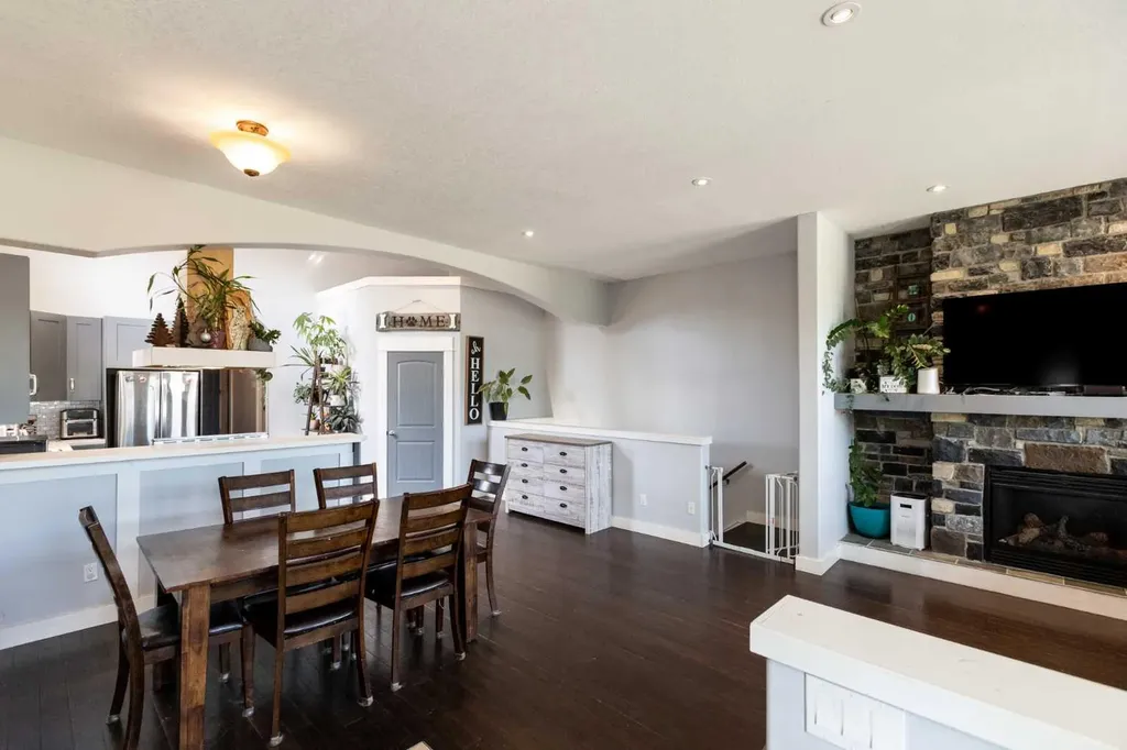 6006B 52 Avenue Stettler AB T4K 1K5
