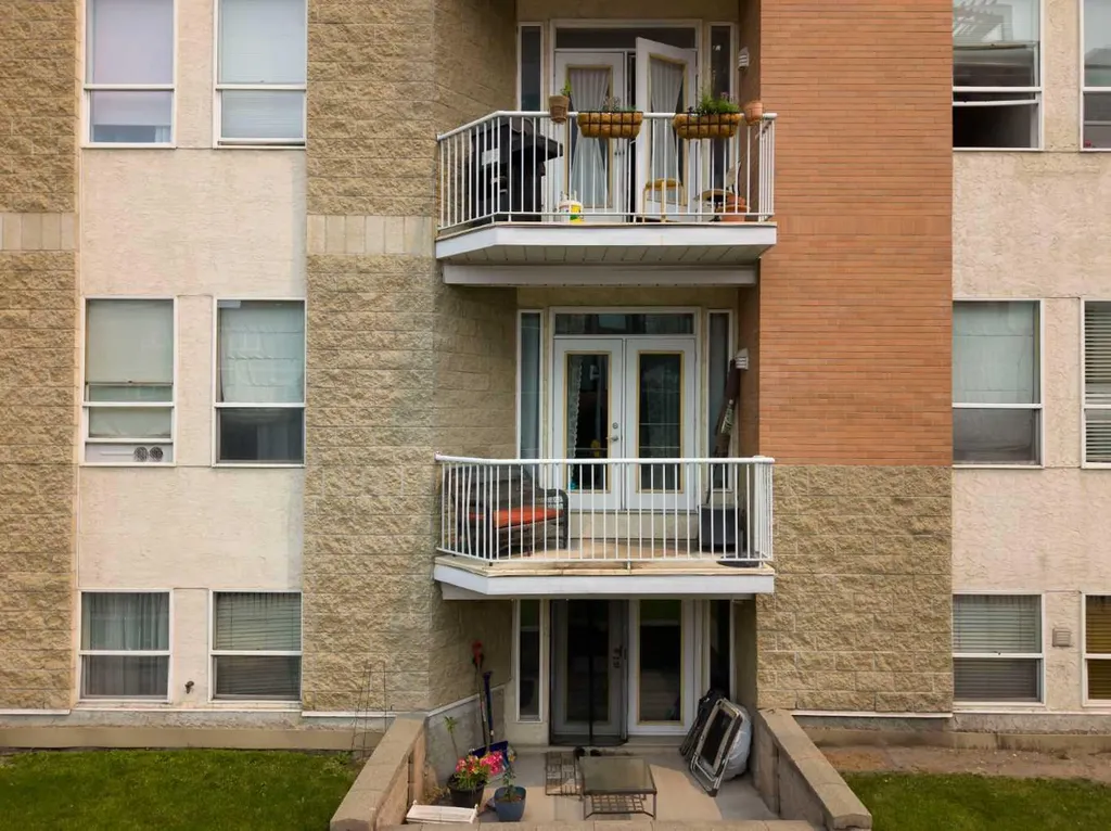1410 2 Street SW Calgary AB T2R 1R1